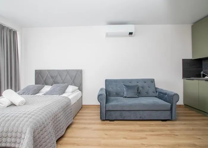 W/balcony @manosventove, By Cohost Апартаменти *